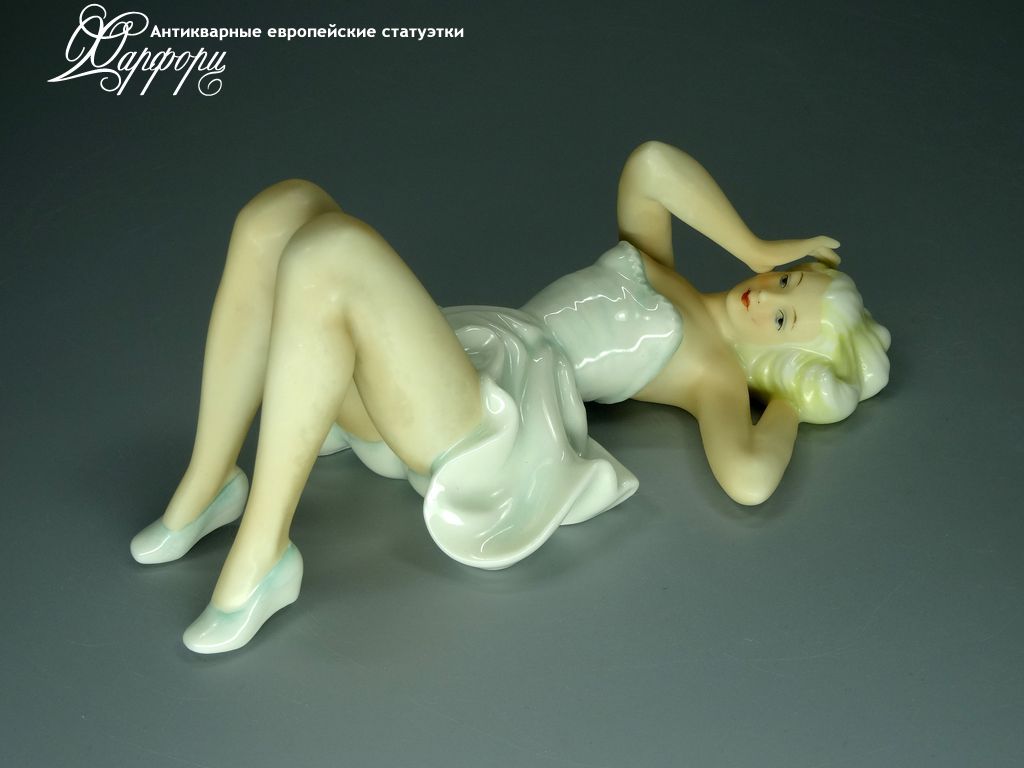 Купить фарфоровую статуэтку Schaubach Kunst Загадка